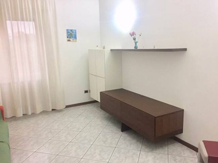 Appartamento bilocale in affitto in Via Giorgio Washington, Washington, Milano