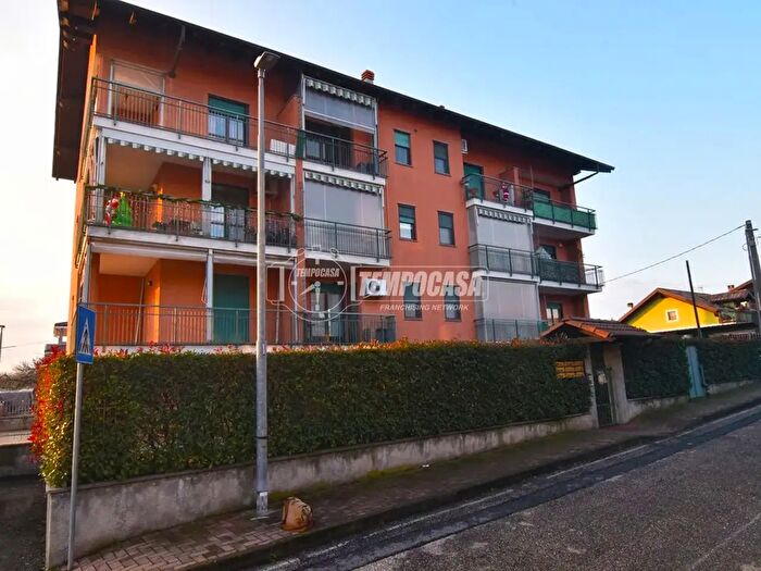 Appartamento trilocale in vendita in Via Leone Casale, Brandizzo