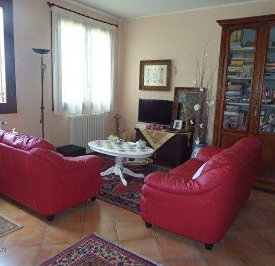 Appartamento bilocale in affitto in Via Abetone Superiore, San Venanzio, Maranello