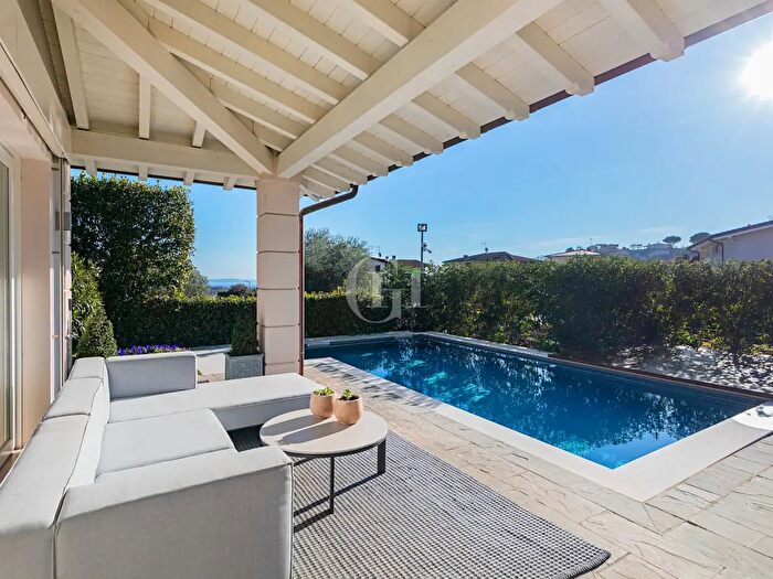 Casa con 6 locali in vendita in Via X Giornate a, Soiano Del Lago