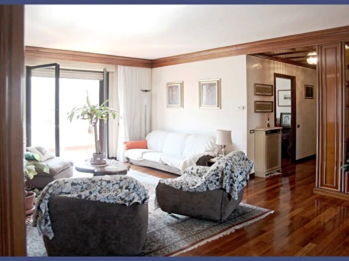 Appartamento con 5 locali in vendita in Via Giorgio De Chirico, Milano