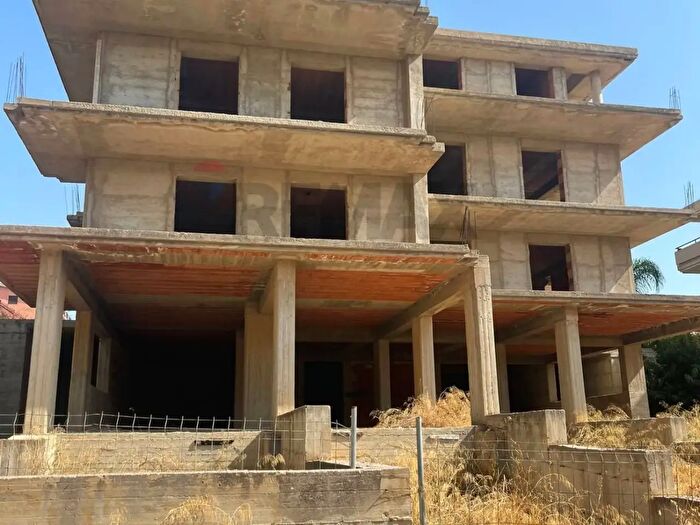 Casa con 10 locali in vendita in Via Vittorio De Sica Snc, Agrigento