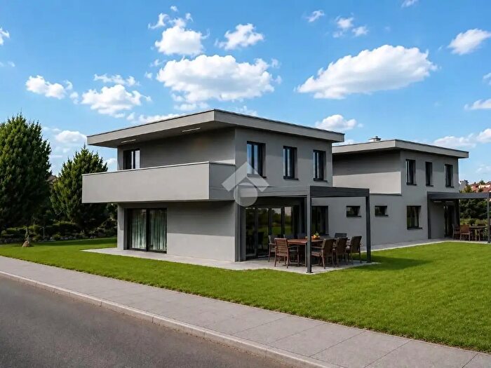 Casa quadrilocale in vendita in Via Gianfranco Miglio, Oppeano