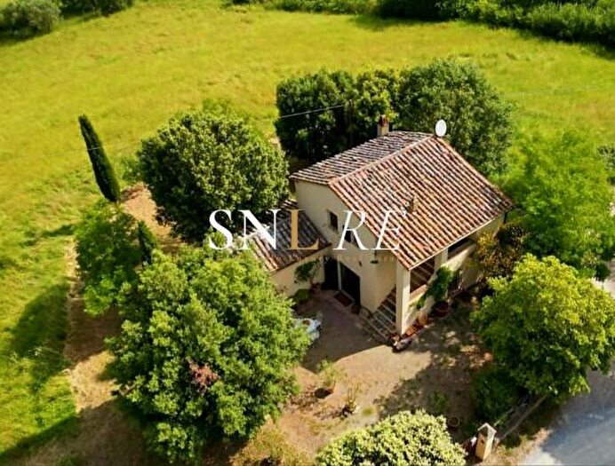 Casa con 6 locali in vendita in Podere La Casetta, San Casciano Dei Bagni