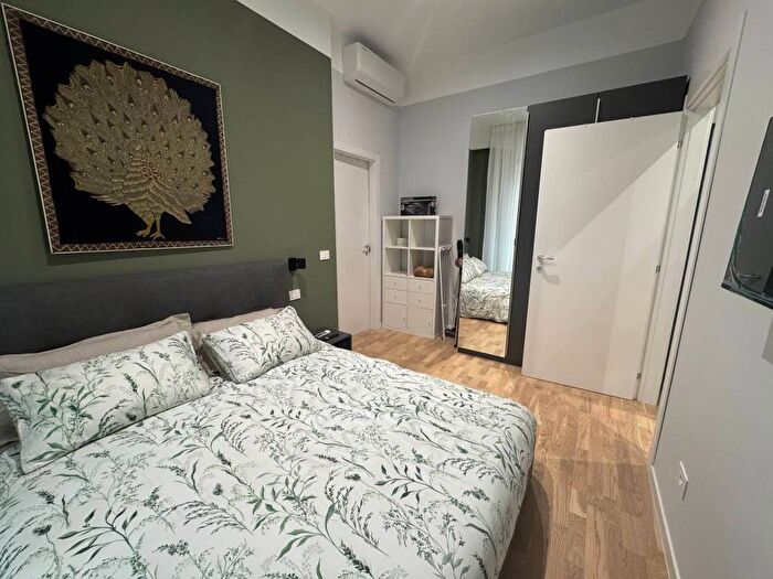 Appartamento bilocale in affitto in Via Andrea Solari, Solari, Milano