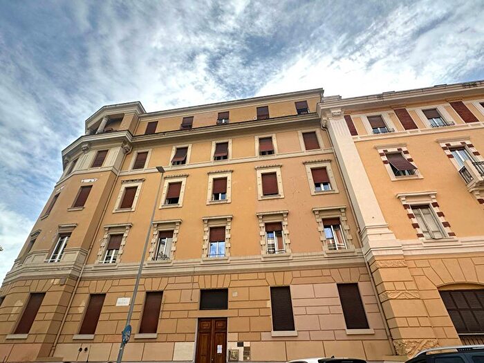 Appartamento bilocale in affitto in Via delle Alpi, Trieste Coppedè, Roma