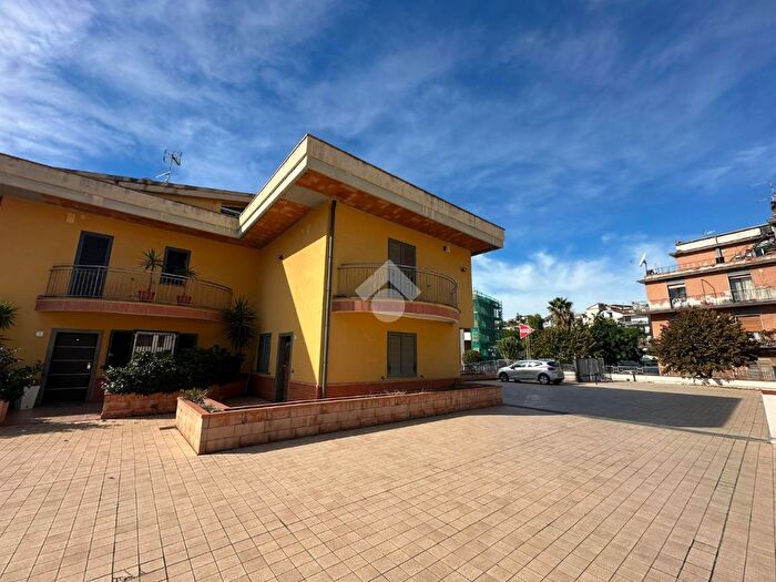 Casa trilocale in vendita in Via Luigi Settembrini, Trebisacce