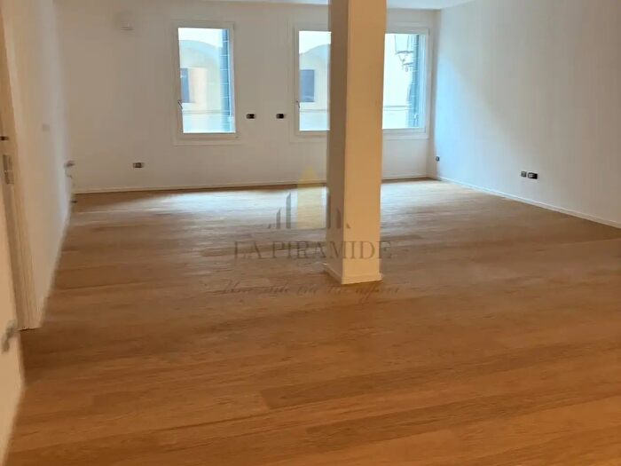 Appartamento quadrilocale in vendita in Savonarola Padova Centro Rif, Padova