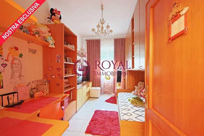 Appartamento quadrilocale in vendita in Via Giovanni Marchi, Livorno