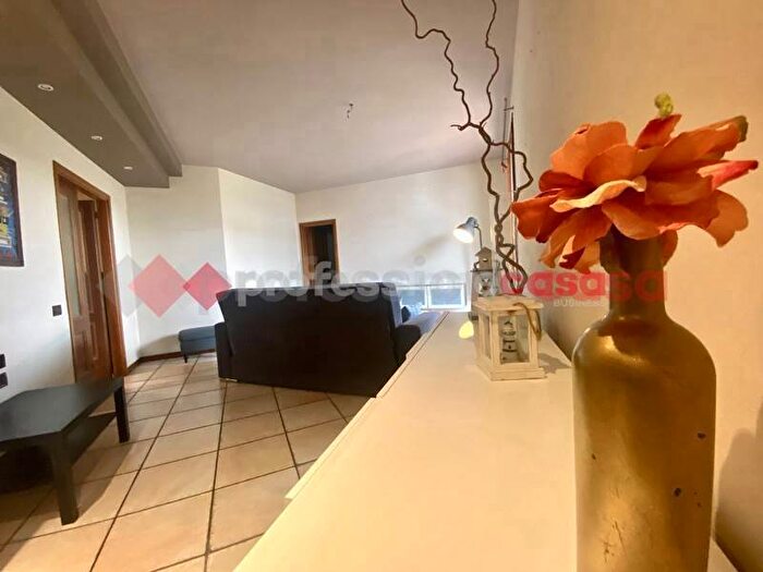 Appartamento monolocale in affitto in Via degli Oleandri, Limite, Capraia e Limite