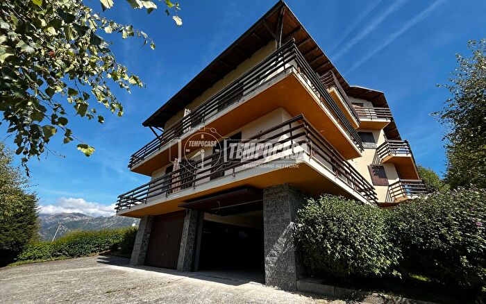 Case in Vendita e in Affitto - 2