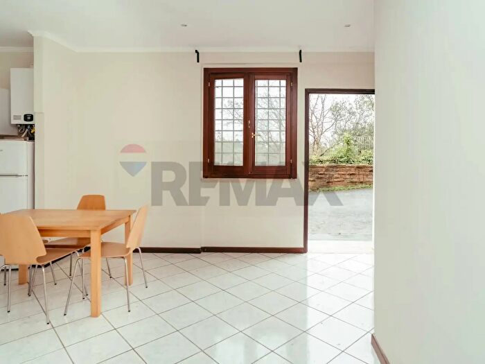 Appartamento bilocale in vendita in Via Cassia, Roma