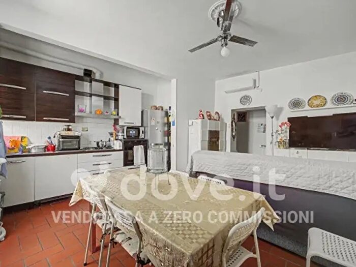 Appartamento quadrilocale in vendita in Via di Brozzi, Firenze