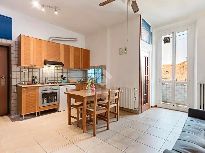 Appartamento trilocale in vendita in Via Jacopino da Tradate, Milano