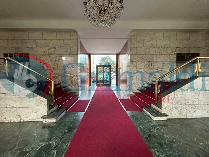 Appartamento bilocale in vendita in Via Melchiorre Gioia, Milano