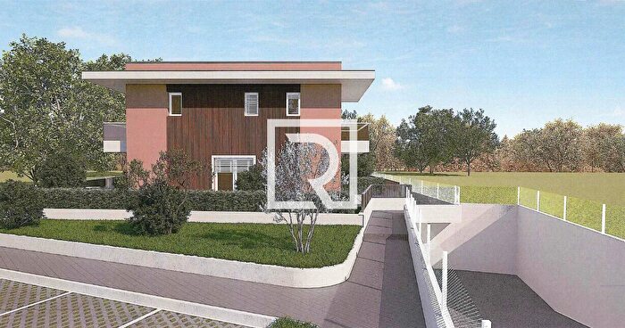 Casa quadrilocale in vendita in Via Matilde Serao Snc Cesena, Cesena