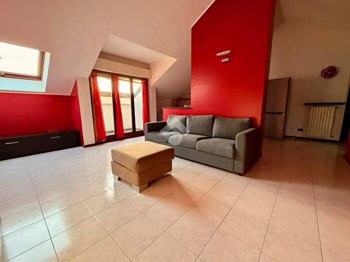 Appartamento bilocale in vendita in Via Cristoforo Colombo, Abbiategrasso