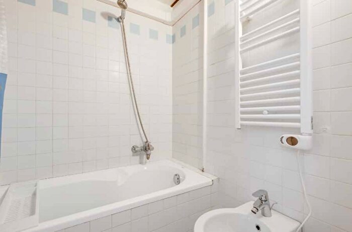 Appartamento bilocale in affitto in Via Orti, Quadronno Crocetta, Milano