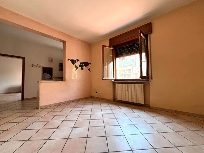 Appartamento quadrilocale in vendita in Via IV Novembre a, Isola Della Scala
