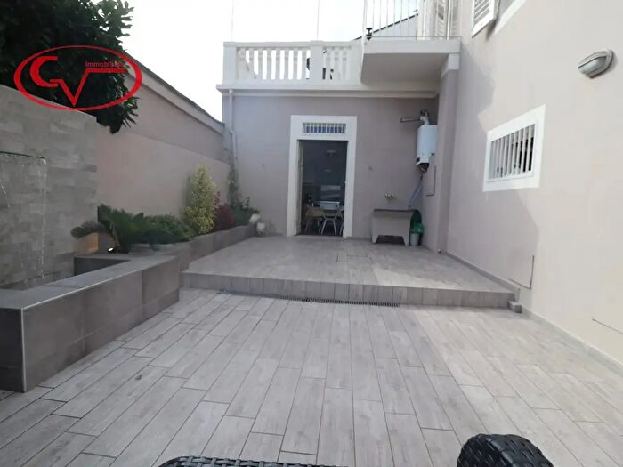 Casa con 8 locali in vendita in Via Pacinotti, Montevarchi