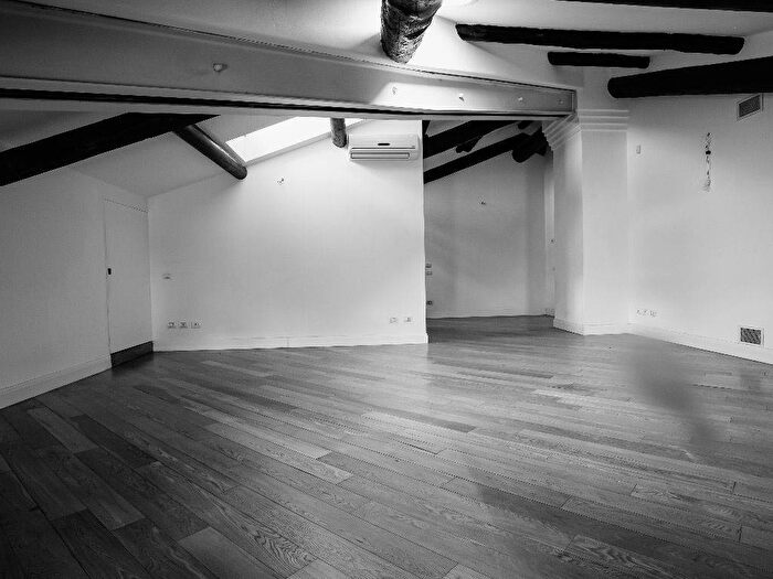 Casa quadrilocale in affitto in Via Fratelli Bandiera, Centro, Mantova