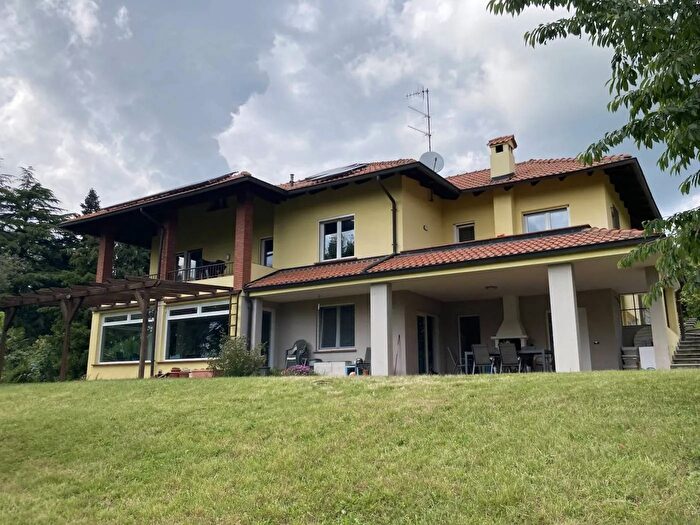 Casa con 7 locali in vendita in Via della Spanna Vigliano Biellese, Vigliano Biellese