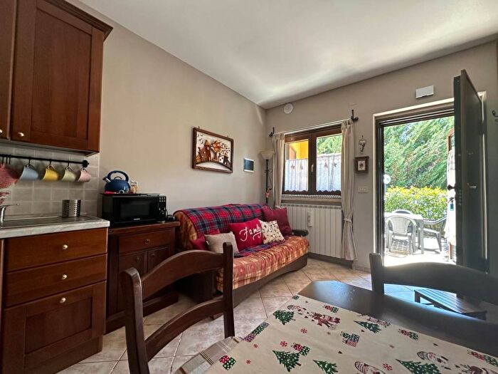 Appartamento trilocale in affitto in Via Sulmona, Centro, Castel di Sangro