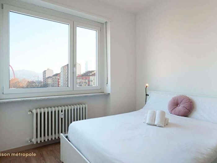 Appartamento trilocale in affitto in Piazza Tancredi Galimberti, Lingotto, Torino