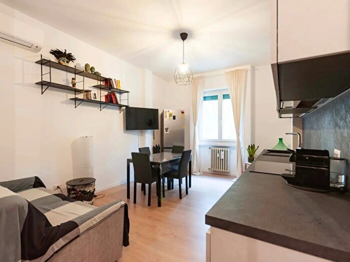 Appartamento monolocale in affitto in Viale Pisa, Milano