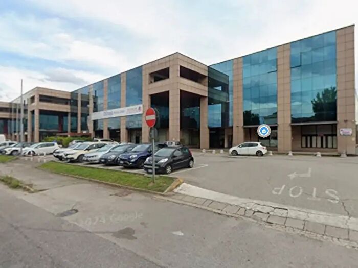 Appartamento trilocale in vendita in Strada Padana Verso Verona, Vicenza