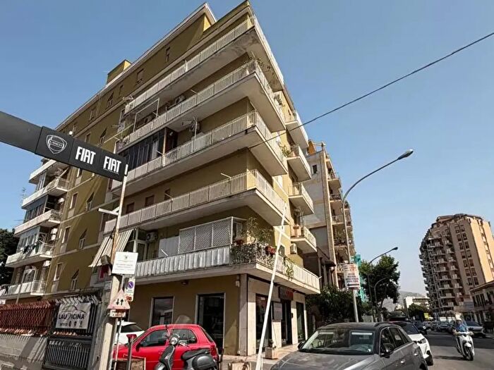 Appartamento quadrilocale in affitto in Via Uditore, Palermo