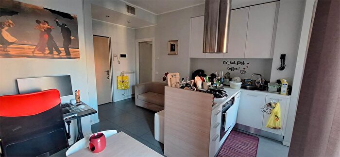 Appartamento bilocale in affitto in Milano Garibaldi Isola Maciachini Via Livigno, Milano