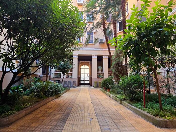 Appartamento trilocale in affitto in Via Trebbia, Porta Romana Medaglie d'Oro, Milano
