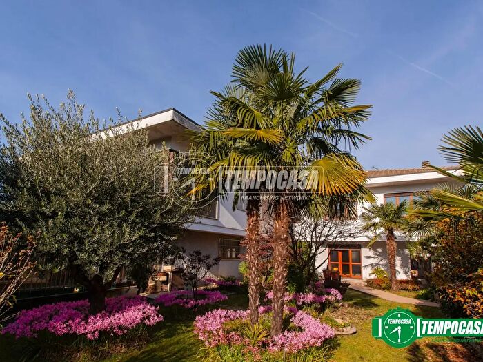 Casa con 5 locali in vendita in Via Luigi Morelli, Castellanza