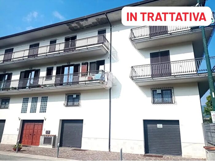 Appartamento trilocale in vendita in Via Ferrovia, Serino