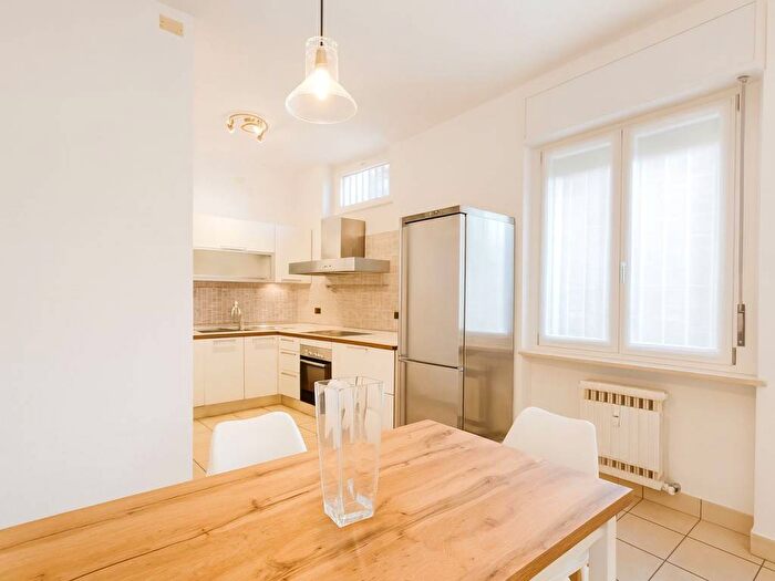 Appartamento trilocale in affitto in Via Achille Sacchi, Ponte Crencano, Verona