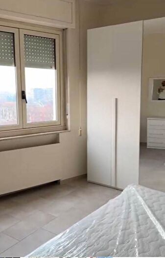 Appartamento trilocale in affitto in Via Genova, Dante Cheope, Piacenza