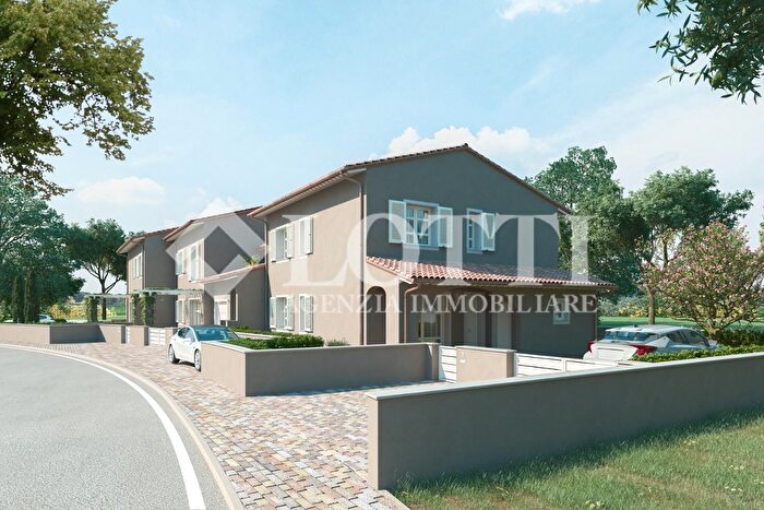 Appartamento con 5 locali in vendita in a Luigi Pirandello, Pontedera