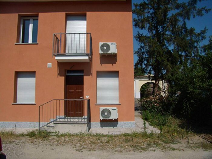 Appartamento bilocale in affitto in Via Valle, Centro, Valle Salimbene
