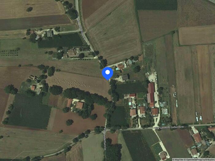 Casa con 11 locali in vendita in Via Castelluccio Aquino Fr Italia, Aquino