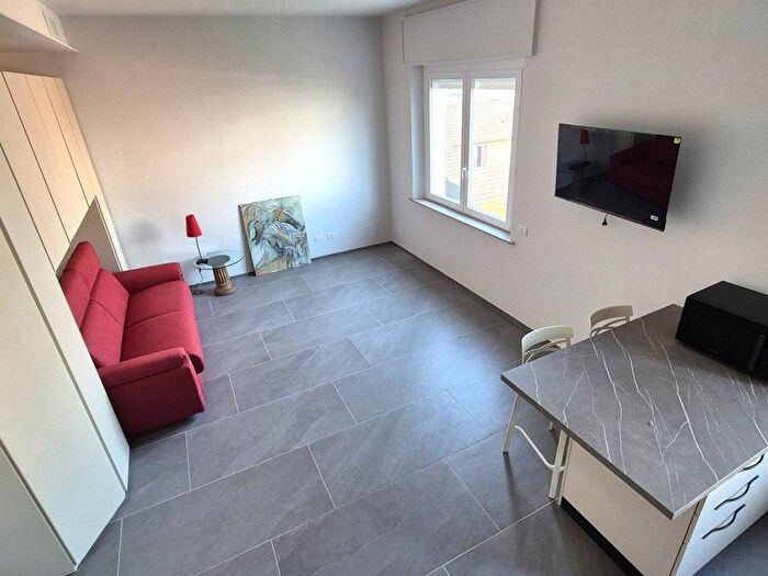 Appartamento monolocale in affitto in Viale della Repubblica, Centro, Valenza