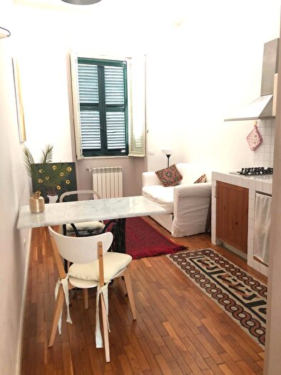 Appartamento monolocale in affitto in Via degli Apuli, Roma