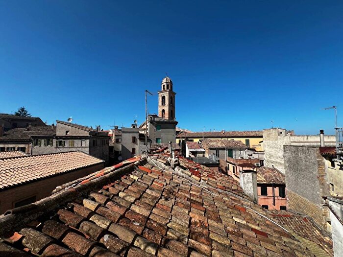 Appartamento bilocale in affitto in Via Andrea da Recanati, Centro, Osimo