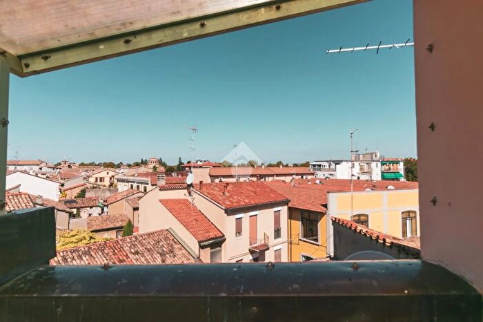 Appartamento bilocale in vendita in Via Matteucci, Forli