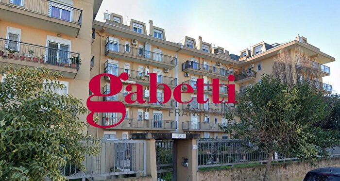 Casa quadrilocale in affitto in Via Patturelli, San Nicola la Strada