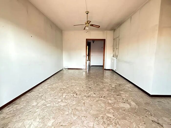 Appartamento trilocale in vendita in Via Girolamo Tilli, Perugia