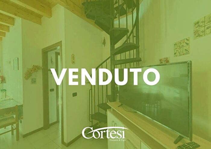 Appartamento trilocale in vendita in Via Pietro Mascagni Ranzanico, Ranzanico