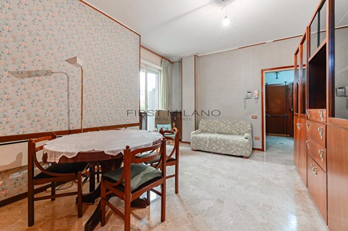 Appartamento bilocale in vendita in Via Agordat, Milano