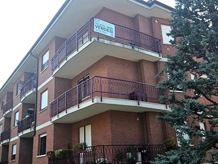 Appartamento quadrilocale in vendita in Via Martiri della Libertà, Rivarolo Canavese