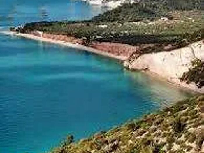 Casa con 12 locali in vendita in Mattinata